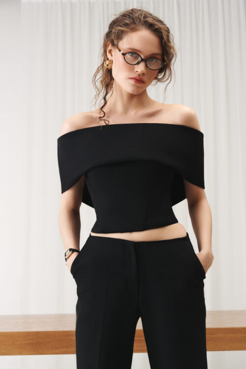 OFF-SHOULDER LINEN TOP